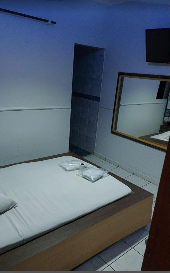 Hotel Amantes Sao Paulo Bagian luar foto